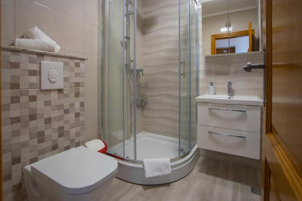 Apartments Vladimir #5 มาคาร์สกา ภายนอก รูปภาพ